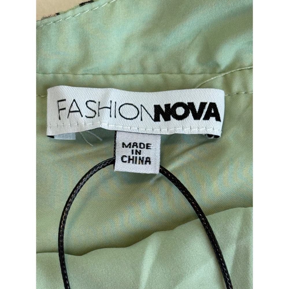 Fashion Nova Vacay Ready Wide Leg Jumpsuit Green Patchwork Floral Sz XL NEW - Picture 7 of 11